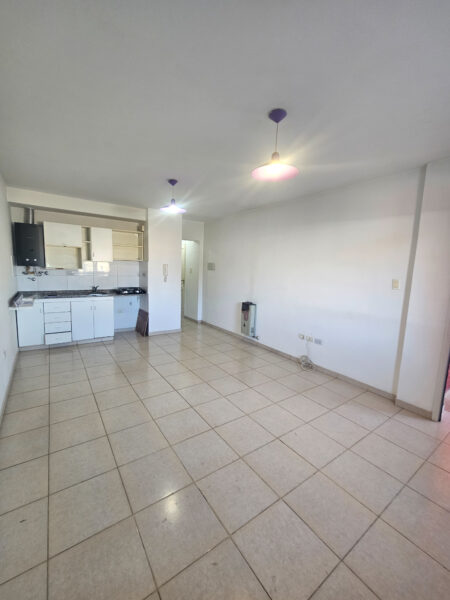 Departamento Monoambiente Divisible con Balcón en Consorcio Santa Bárbara – Excelente Zona