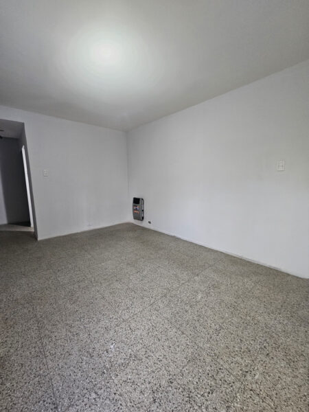 Departamento de 3 Dormitorios en Consorcio Privado - Av. Rawson y Maipú