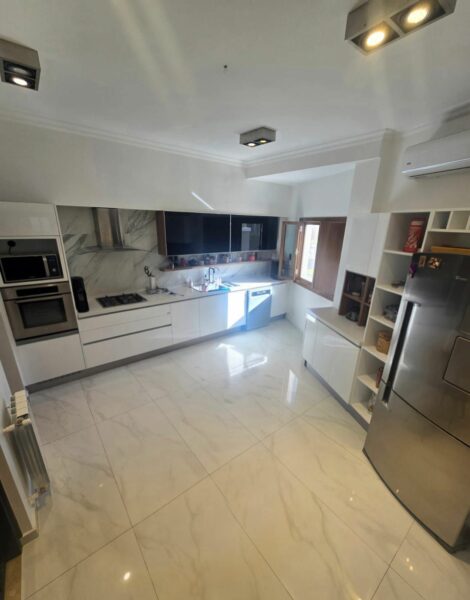 CASA DE CATEGORÍA EN BARRIO PRIVADO LAS MARÍAS – RIVADAVIA