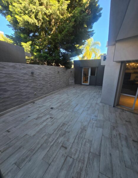 CASA DE CATEGORÍA EN BARRIO PRIVADO LAS MARÍAS – RIVADAVIA