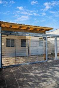 CASA CÉNTRICA REFACCIONADA – APTO CRÉDITO HIPOTECARIO